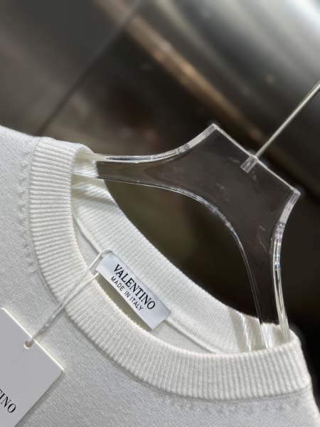 2025年10月26日入荷秋冬新作Valentinoニット/セーター高級品/MP工場