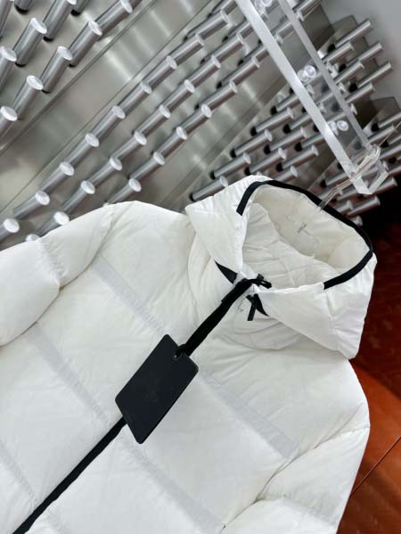 2025年10月27日秋冬新作Moncler ダウンジャケット高品質超厳選★入手困難/P5工場