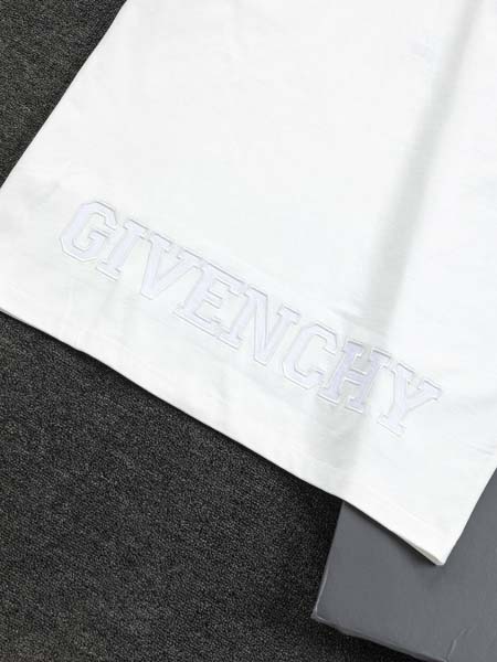 2025年10月28日秋冬新作Givenchy半袖Tシャツ高品質人気商品/LDF工場