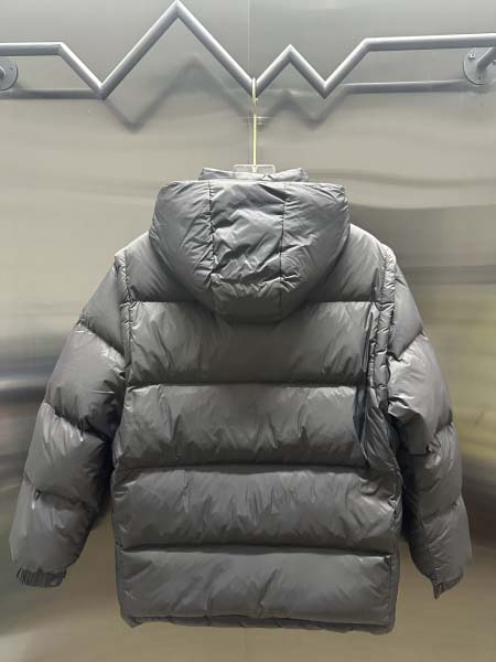 2025年10月28日秋冬新作Monclerダウンジャケット高品質人気商品/LDF工場