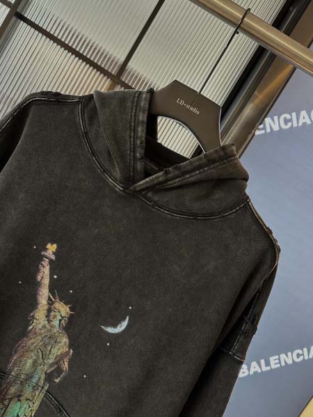 2025年10月30日秋冬新作BALENCIAGAスウェット原版復刻人気で★ 超厳選★入手困難★/LDF工場