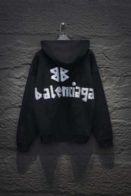 2025年10月31日秋冬新作Balenciagaパーカー高品質人気商品/LDF工場