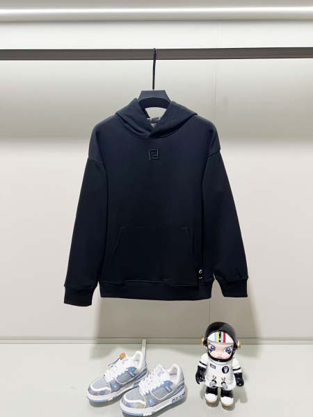 2025年10月9日秋冬入荷新作FENDIパーカー高品質安い...