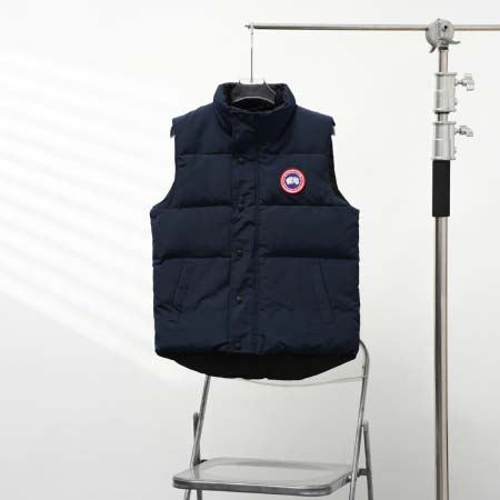 2025年10月12日秋冬入荷新作CANADA GOOSEダ...