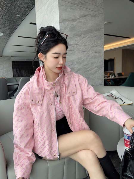 2025年10月13日入荷秋冬新作 miumiuファッション...