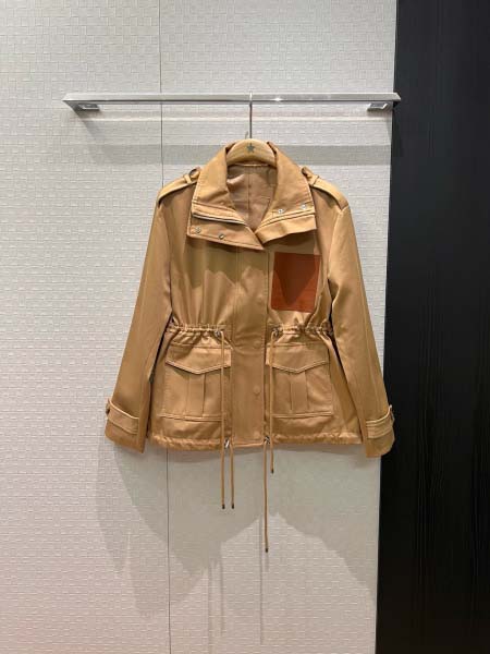 2025年10月14日入荷秋冬新作LOEWEファッション/誕...