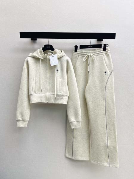 2025年10月14日入荷秋冬新作Dior セットファッショ...