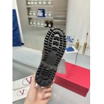 2025年10月22日入荷新作VALENTINO女性用35-42靴人気商品★/誕生日プレゼント/高品質/SL工場