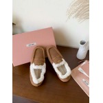 2025年10月22日入荷新作Miumiu女性用35-42靴人気商品★/誕生日プレゼント/高品質/SL工場