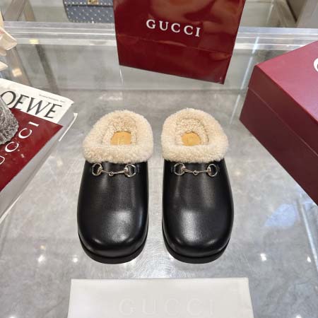 2025年10月22日入荷新作GUCCI女性用35-42靴人...