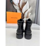 2025年10月22日入荷新作Louis Vuitton女性用35-42靴人気商品★/誕生日プレゼント/高品質/SL工場