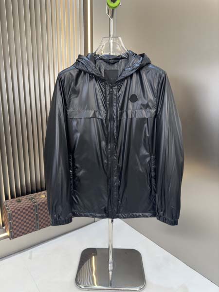 2025年10月22日秋冬入荷新作MONCLERダウンジャケ...