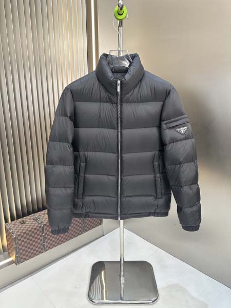 2025年10月22日秋冬入荷新作Pradaダウンジャケット...