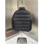 2025年10月22日秋冬入荷新作Pradaダウンジャケット高品質 人気商品/DD工場