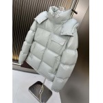 2025年10月22日秋冬入荷新作Pradaダウンジャケット高品質 人気商品/DD工場