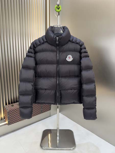 2025年10月22日秋冬入荷新作MONCLERダウンジャケ...