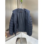 2025年10月22日秋冬入荷新作Pradaダウンジャケット高品質 人気商品/DD工場