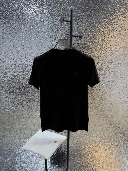 2025年10月26日入荷秋冬新作Prada半袖Tシャツ高級...