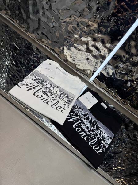 2025年10月26日入荷秋冬新作Moncler半袖Tシャツ...