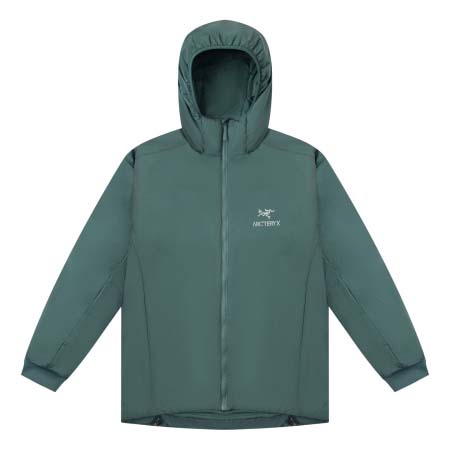 2025年10月28日秋冬新作ARCTERYX 綿服のジャケ...