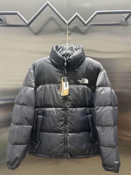 2025年10月28日秋冬新作THE NORTH FACEダ...