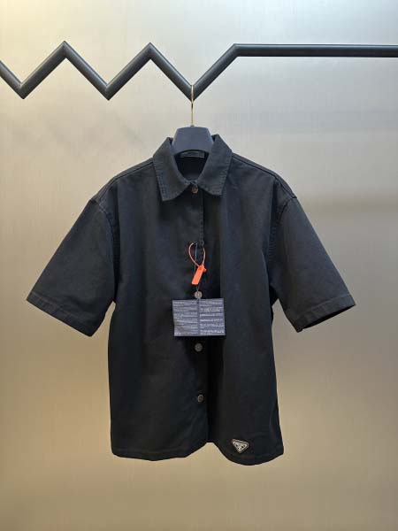 2025年10月28日秋冬新作Pradaシャツ高品質人気商品...