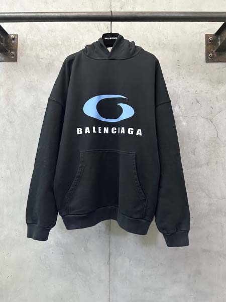2025年10月28日秋冬新作Balenciagaスウェット...