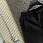 2025年10月30日秋冬新作Burberryズボン高品質人気商品/LDF工場