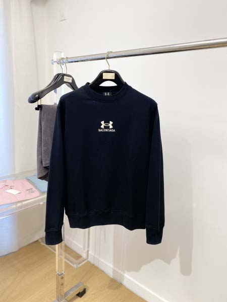 2025年10月30日秋冬新作BALENCIAGAスウェット...