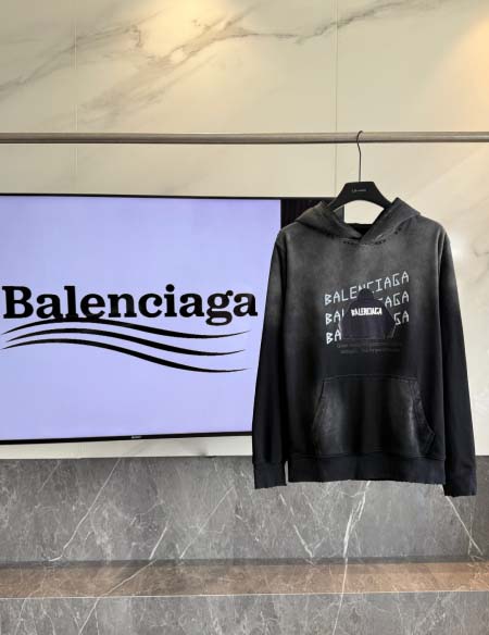 2025年10月31日秋冬新作Balenciagaスウェット...