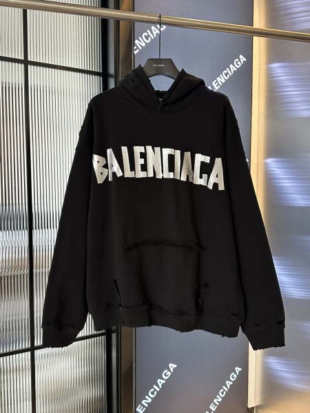 2025年10月31日秋冬新作Balenciagaスウェット...