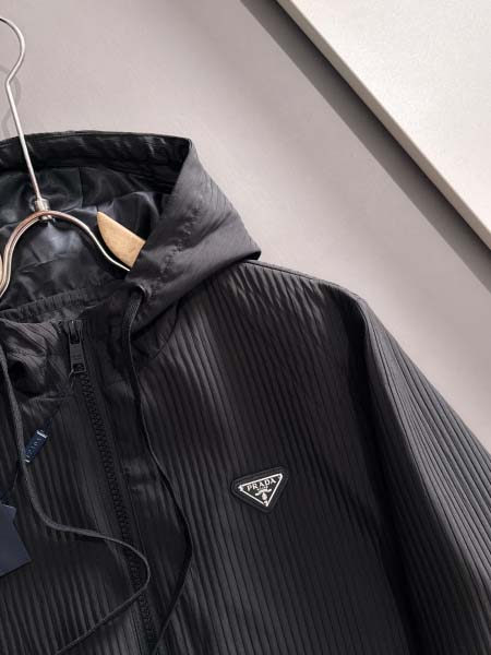 2025年11月4日秋冬新作Pradaジャケット高品質人気商品/LDF工場