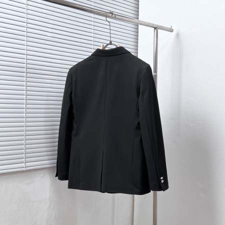 2025年11月8日秋冬新作Fendiジャケット高品質人気商品/LDF工場