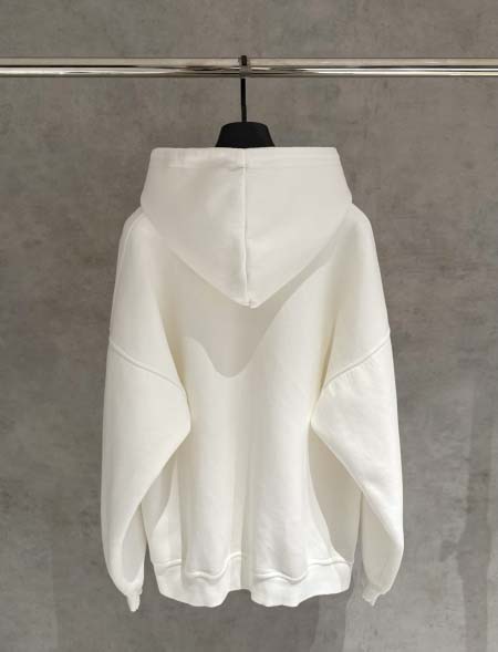 2025年11月11日秋冬新作VALENTINOスウェット超厳選★入手困難人気商品/LDF工場