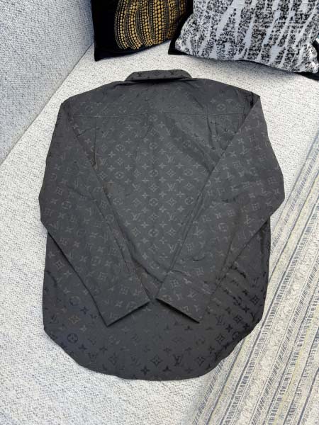 2025年11月13日秋冬新作Louis Vuittonシャツ高品質人気商品/LDF工場