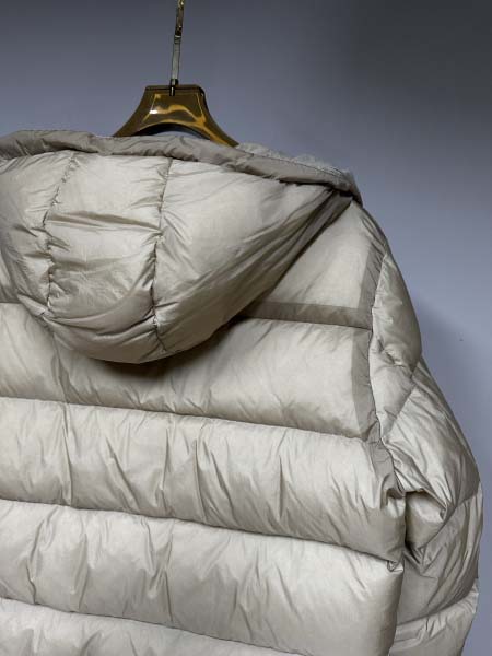 2025年11月14日秋冬新作Monclerダウンジャケット高品質人気商品/QIU工場