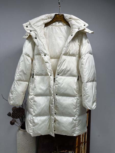 2025年11月14日秋冬新作Monclerダウンジャケット高品質人気商品/QIU工場