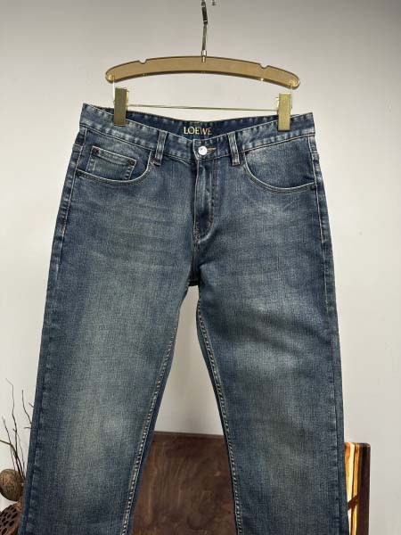 2025年11月14日秋冬新作LOEWEジーパン高品質人気商品/QIU工場