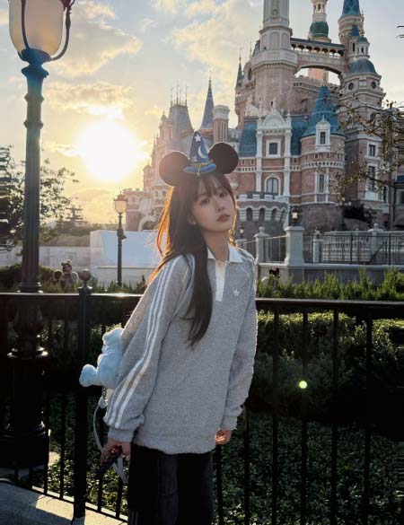 2025年11月18日入荷秋冬新作Adidasニット ファッション/誕生日プレゼント/贈り物 can工場