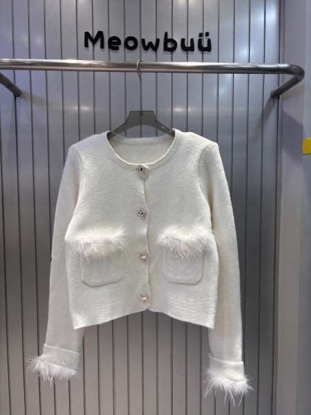 2025年11月18日入荷秋冬新作Chanel ニット/セーター ファッション/誕生日プレゼント/贈り物 can工場