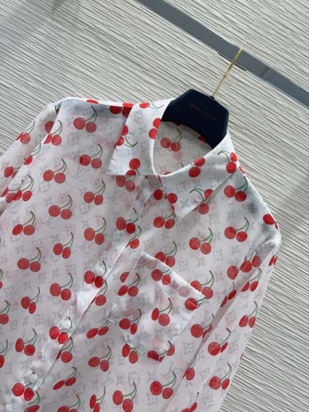 2025年11月20日入荷秋冬新作ルイヴィトンファッション/誕生日プレゼント/贈り物 can工場