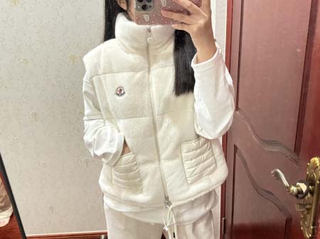 2025年11月22日入荷秋冬新作Monclerダウンジャケットファッション/誕生日プレゼント/贈り物 can工場