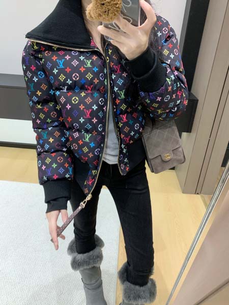 2025年11月23日入荷秋冬新作Louis Vuittonダウンジャケットファッション/誕生日プレゼント/贈り物 can工場