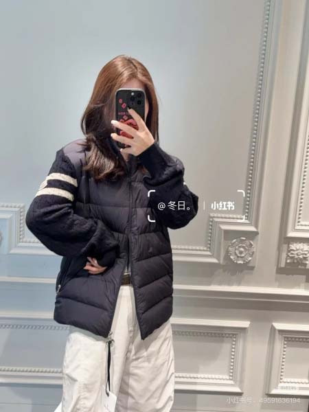 2025年11月23日入荷秋冬新作Monclerダウンジャケットファッション/誕生日プレゼント/贈り物 can工場