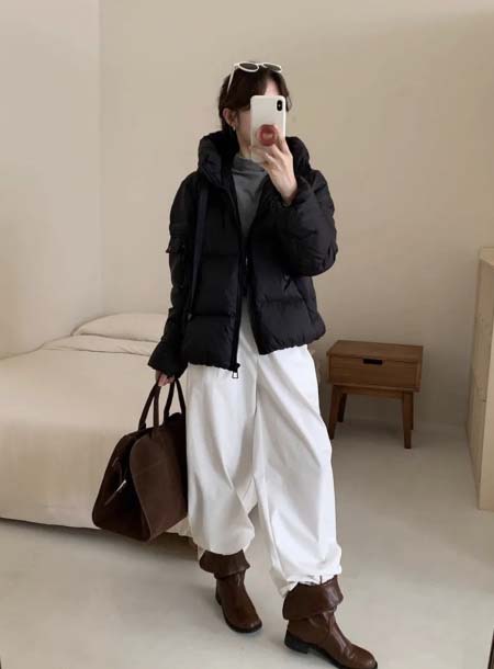 2025年11月23日入荷秋冬新作Monclerダウンジャケットファッション/誕生日プレゼント/贈り物 can工場