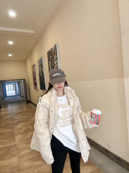 2025年11月23日入荷秋冬新作Gucciダウンジャケットファッション/誕生日プレゼント/贈り物 can工場