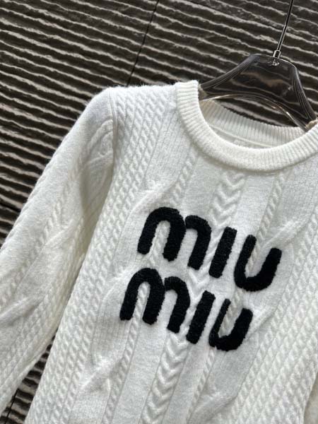 2025年11月24日入荷秋冬新作miumiuファッション/誕生日プレゼント/贈り物 can工場