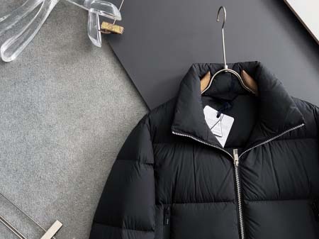 2025年11月25日入荷秋冬新作Monclerダウンジャケット高級なプレゼント/誕生日プレゼント/高品質/メンツ/記念品/ wenzhou工場