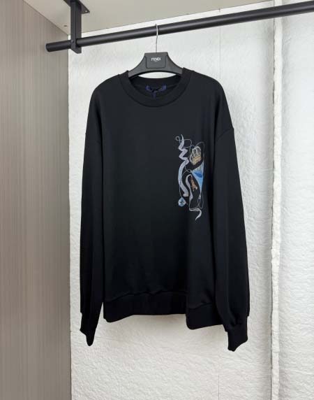 2025年11月3日秋冬新作 LOUIS VUITTONスウ...