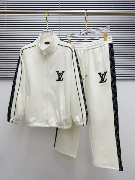 2025年11月4日秋冬新作LOUIS VUITTON上下高...